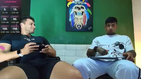 SCOTT  THEO  KAMERON  GENDERSON online show from February 7, 1:46 am