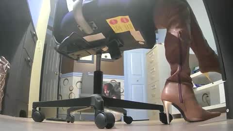 thecowboy_74 online show from December 16, 4:30 am