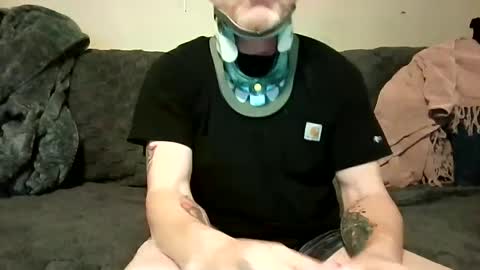 Snapshot of thee_lone_boner chatting on October 1, 2:48 am Alpha online show from October 1, 2:48 am