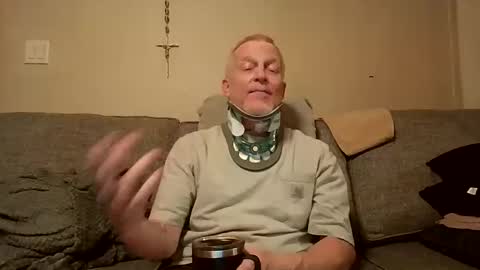 Snapshot of thee_lone_boner chatting on September 25, 8:35 am Alpha online show from September 25, 8:35 am