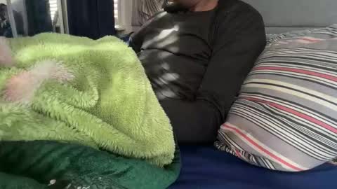 theeshooterr online show from February 27, 2:06 pm