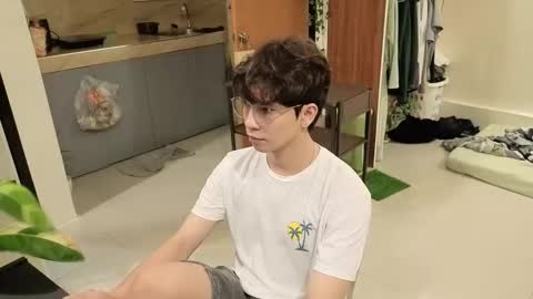 Green online show from December 2, 6:22 pm