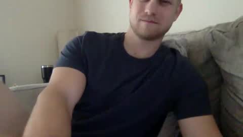 Snapshot of thehairyprince chatting on March 6, 3:24 pm Harry online show from March 6, 3:24 pm