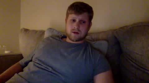 Snapshot of thehairyprince chatting on December 14, 12:22 am Harry online show from December 14, 12:22 am