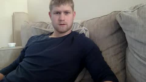 Snapshot of thehairyprince chatting on March 9, 1:37 pm Harry online show from March 9, 1:37 pm