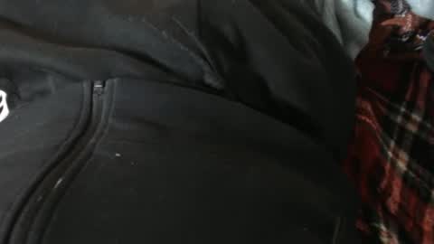 Liam online show from March 1, 6:21 pm