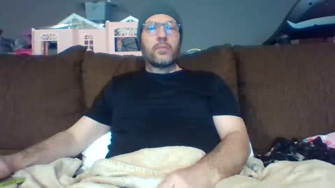 Snapshot of theo6974z chatting on March 6, 11:58 am theo6974z online show from March 6, 11:58 am