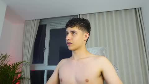  THEO- MATEO  online show from February 26, 11:24 pm