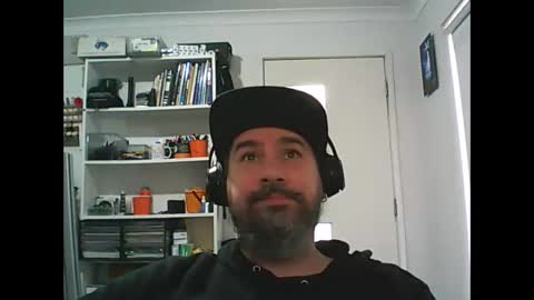 aussiebeard online show from September 9, 12:32 am