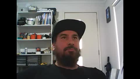 aussiebeard online show from February 18, 3:53 am