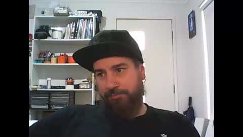 aussiebeard online show from February 19, 2:44 am