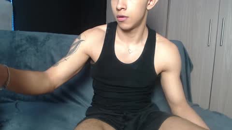 thesaint_xxx online show from October 9, 5:01 am