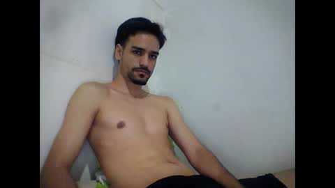 thiago22bk online show from October 9, 4:17 am