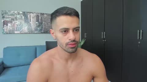 thiago_driussi online show from October 4, 12:21 pm