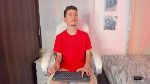 Manuel online show from October 12, 2:49 am