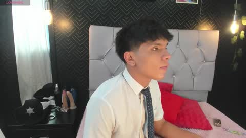 thiago online show from November 14, 2:29 pm