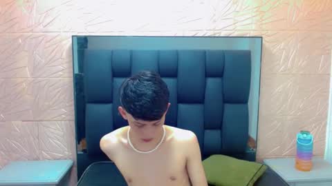 thiago_twink38 online show from November 23, 6:02 am