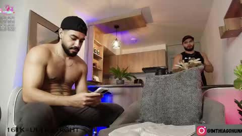 THIAGO online show from November 19, 3:39 am