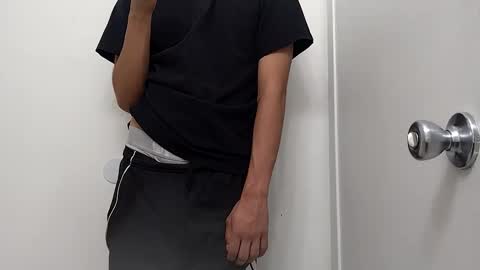 thickbigdick789 online show from September 17, 6:14 am