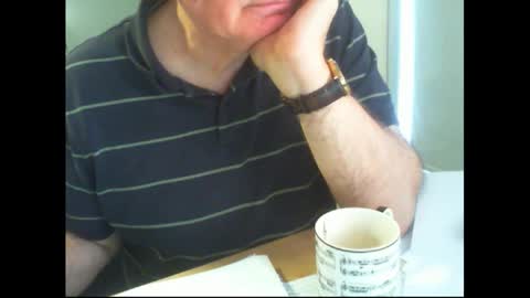 Snapshot of thickmelnik chatting on October 17, 4:05 am James online show from October 17, 4:05 am