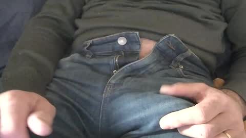 Thickru online show from February 2, 11:40 am