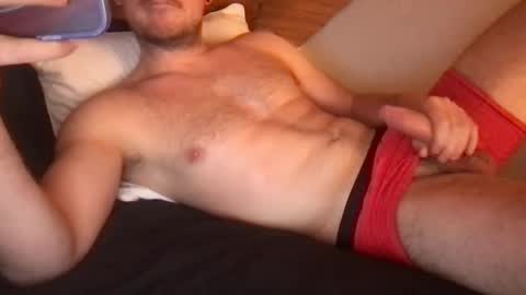 Snapshot of thierrinho8148 chatting on January 21, 6:11 pm thierrinho8148 online show from January 21, 6:11 pm