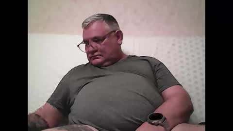 Snapshot of thierrysymp chatting on October 22, 4:10 pm Thierrysymp online show from October 22, 4:10 pm