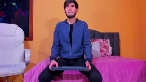 Thiiago online show from December 7, 12:56 pm