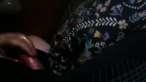 Snapshot of thisbloke96 chatting on February 14, 8:52 am thisbloke96 online show from February 14, 8:52 am