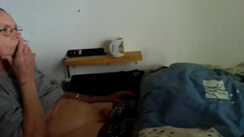 Snapshot of thomas6799 chatting on October 5, 9:46 am thomas6799 online show from October 5, 9:46 am