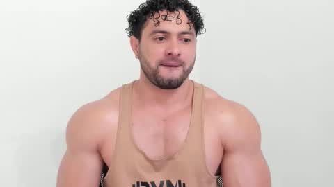 Thomas Brandon online show from October 25, 6:04 am