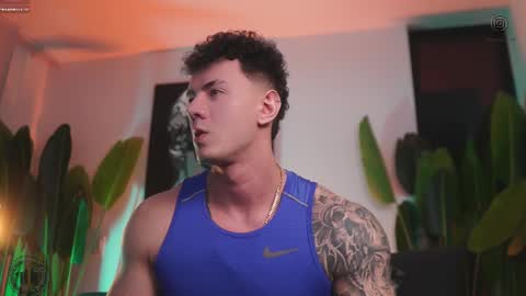 Thomas Falcon online show from November 24, 12:44 am