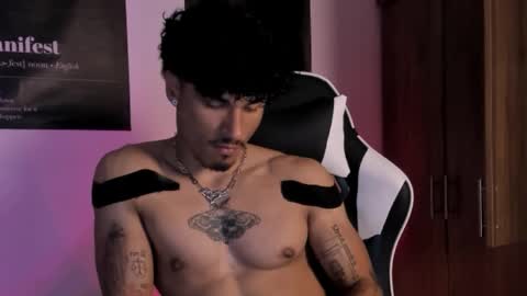 Thomas 3  JUST STAY AND BE MY LAST LOVE online show from February 11, 3:44 am