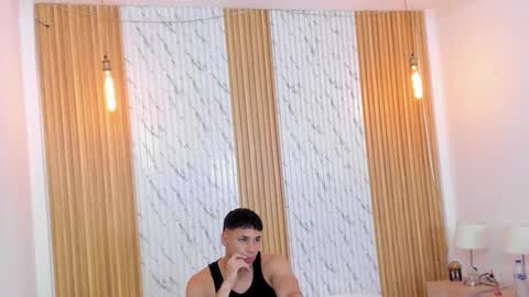 Thomas online show from November 10, 12:43 pm