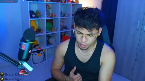 Snapshot of thomascollins__ chatting on January 23, 8:04 am Thomas online show from January 23, 8:04 am