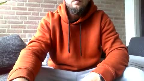 Snapshot of thomasonnl chatting on September 21, 1:33 pm thomasonnl online show from September 21, 1:33 pm