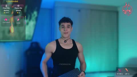 Thom Klein online show from February 3, 7:41 pm