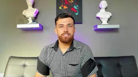 evans online show from November 18, 9:28 pm