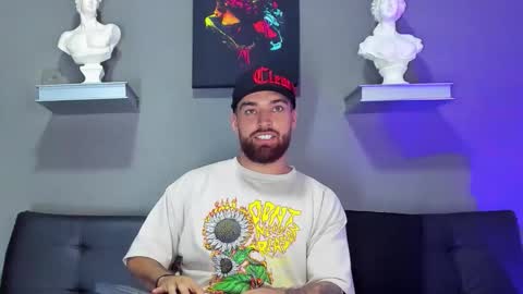 Snapshot of thor_evans chatting on October 15, 12:51 am evans online show from October 15, 12:51 am