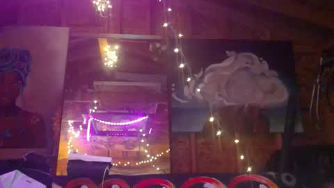 threefreaknyc online show from March 10, 9:21 pm