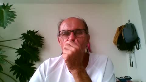 Snapshot of tiaretiareopui chatting on October 31, 11:13 am tiaretiareopui online show from October 31, 11:13 am