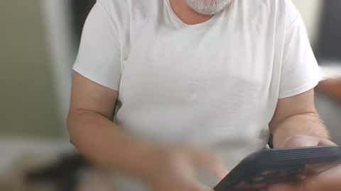 tiggerbutt online show from October 25, 6:09 pm