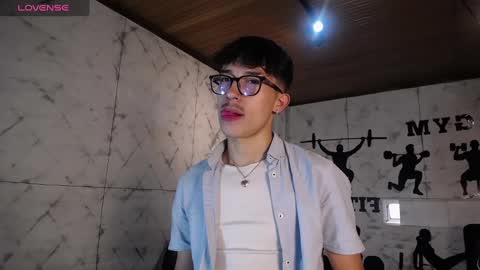 Tim Fox online show from November 18, 12:20 pm