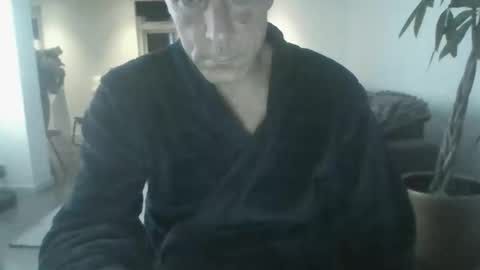 Snapshot of times20 chatting on September 20, 4:34 am times20 online show from September 20, 4:34 am
