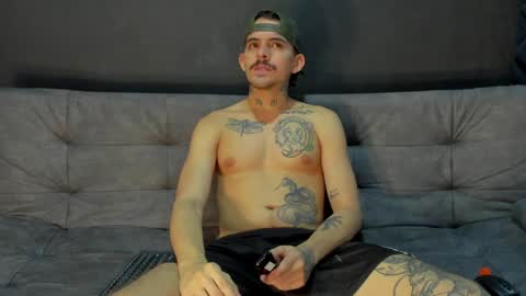 wanna play bareback uncut colombian couple new twink bbk online show from April 7, 7:52 am