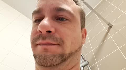 Snapshot of timuthy chatting on February 5, 8:43 am timuthy online show from February 5, 8:43 am