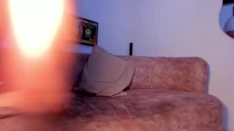 tj_detwailer online show from February 4, 9:38 am