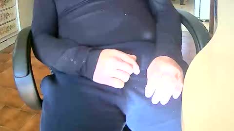 Tobiko online show from January 12, 2:10 pm