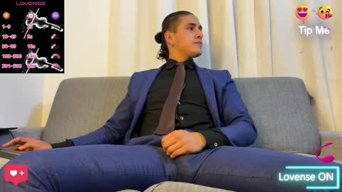 TOM online show from January 17, 11:17 pm