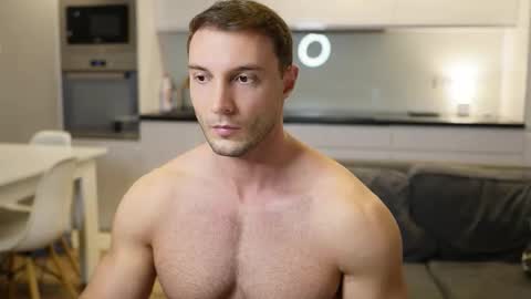 Tom online show from November 17, 6:16 am